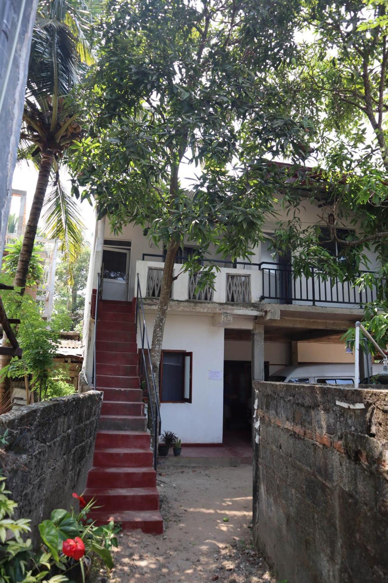 Double G Motel Weligama Exterior photo