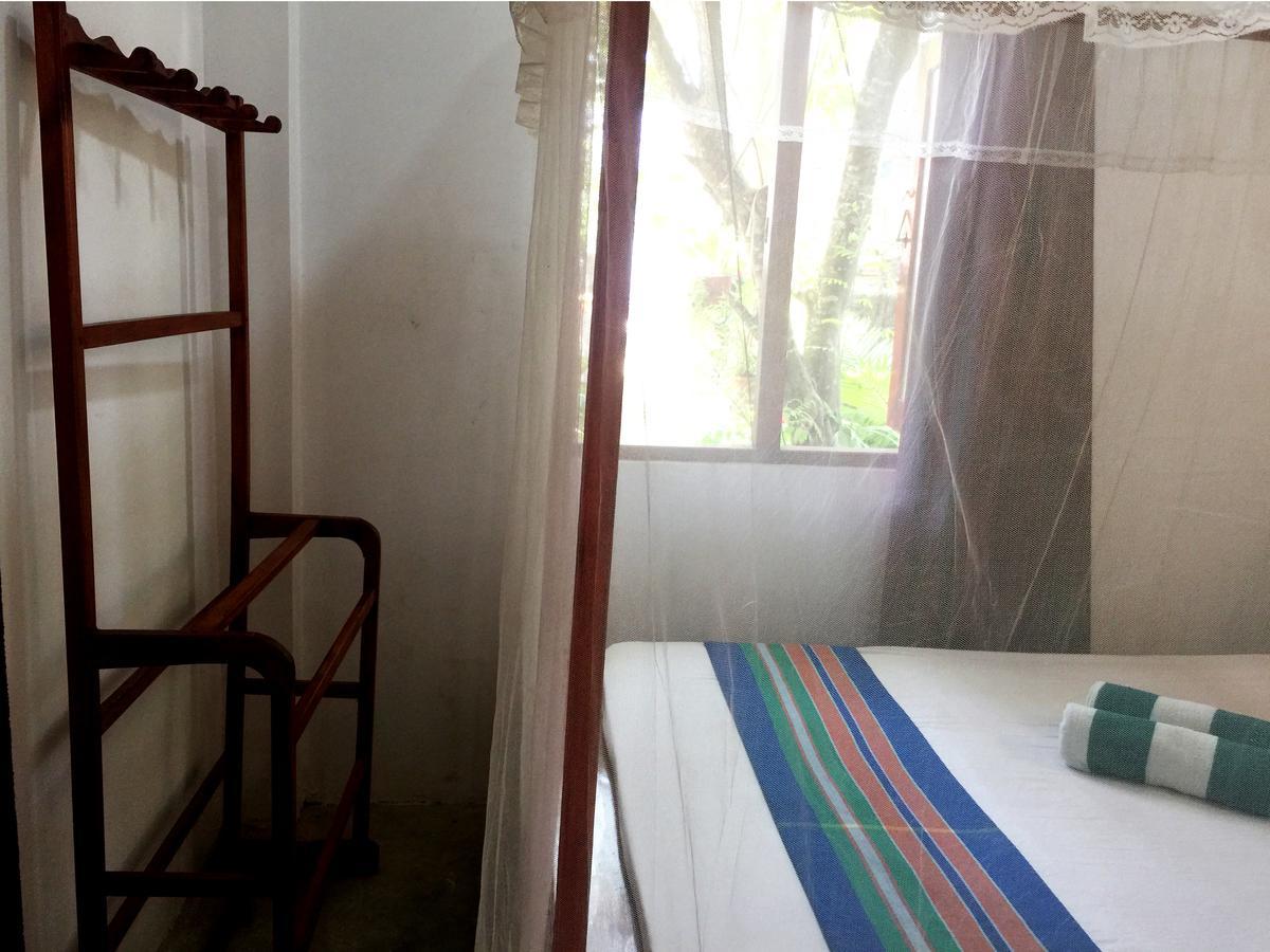 Double G Motel Weligama Exterior photo